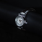 Luxury watch (462.15.221.02): watch face angled view right zoomed out